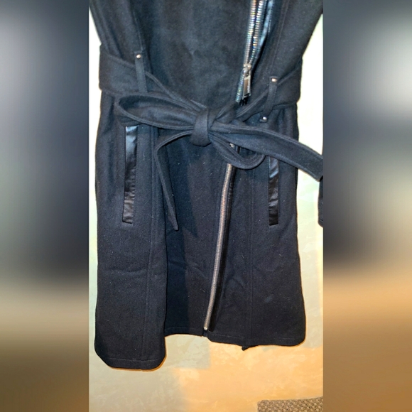 NEW BCBG Paris Designer Wool Warm Winter Pea Coat Belt Size Small - Picture 5 of 9